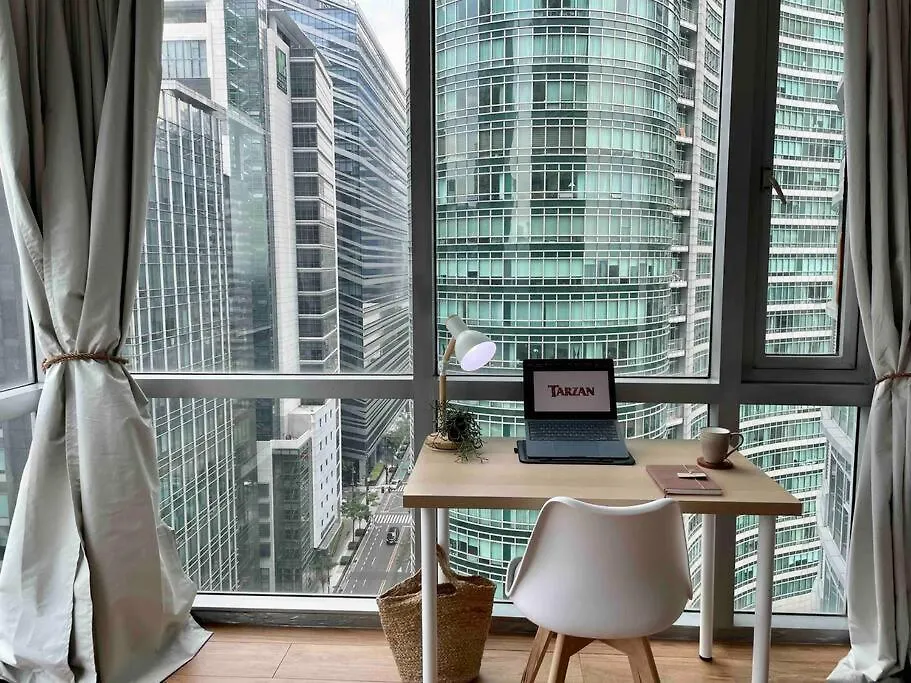 Apartment Tarzan In The City! In Avant Bgc Parking With Fee Manila